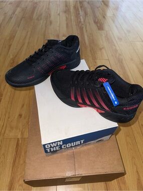 Mens K-Swiss Black with Red Accent Pickleball Athletic Tennis Shoes